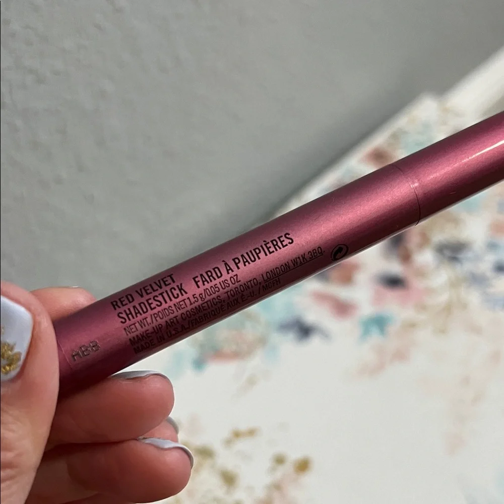 MAC Cosmetics Shadestick Duo - Red Velvet and Sea Me